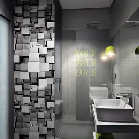 Apartment Empire Apart