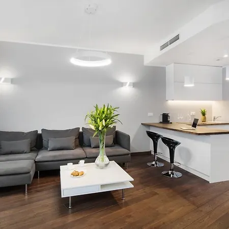 Empire Apart Apartment *