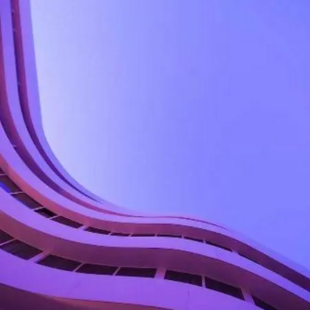 Empire Apart Apartment *